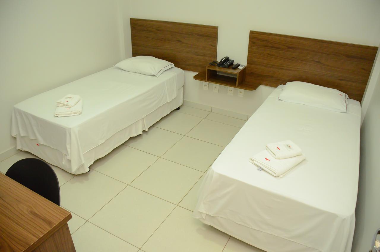 Hotel Flamboyant Catalao Luaran gambar